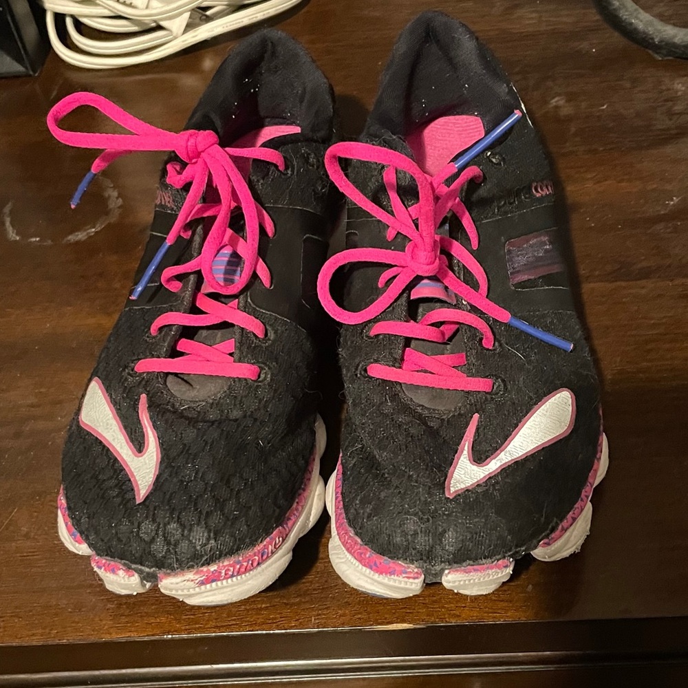 Brooks Pure Connect running shoes